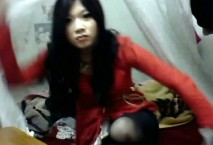 遠程黑客偷拍毛毛很旺盛的女大學生在宿舍寂寞難耐沒人滋潤,只好自己自慰