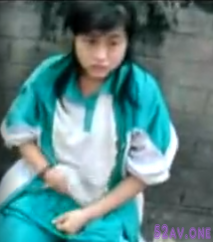 廣東女中學生被威脅脫光衣服