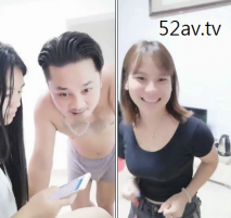 樣子有點裝B打扮的像黑老大的逍遙龍哥和兄弟搞了兩個嫩妹子回出租屋啪啪對白有趣