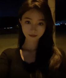 《絕版福利》推特超高顏值九頭身極品女神【桃子愛爸爸】反差露出，廣州塔下人前極限露點