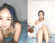 18歲年輕小騷妹全程露臉深夜撩騷，性感的大奶子大屁股，紋身小太妹自慰騷逼給狼友看，揉捏大奶子特寫展示