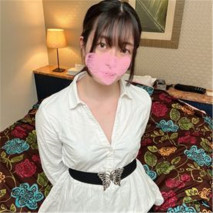 熱衷舞蹈和運動的美形女孩大興奮！ ！！ 感到生殖器被扒開羞恥的進行大量發射！