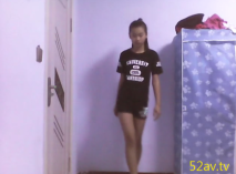 青春妹子誘人自拍