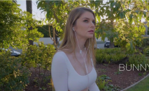 女神的身材好給力前凸後翹豐腴迷人，白皙大奶子跳躍蕩漾口水嘩嘩流抱住嬌軀大雞巴狂插猛戳真刺激