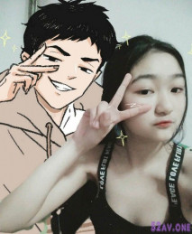 隔壁班的女同學半夜傳給我的