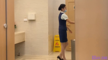 酒店廁所偷拍高級餐廳的美女服務員