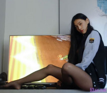 網紅名人-劉玥-9月最新一部，明星氣質，可美可颯，被歪果仁操爽了直接內射！