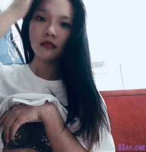 最新裸貸流出 逾期未發不泛顏值美女 搔首弄姿極騷無比 自慰表情掩飾不了強烈快感-5