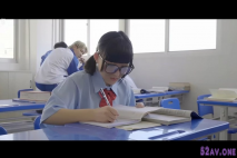 [華語AV] 同學聚會之醜小鴨的復仇 開檔絲黑尤物3P大戰老同學 填滿淫穴欲求不滿 淫亂至極-薔薇