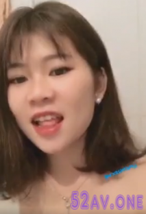 越南妹子好美麗掰開逼給大家看