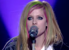 Avril Lavigne - Tik Tok Live