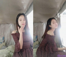 大神勾搭在校大學生~~河池學院佳宜~好清純的模樣，校園乖乖女，錄下女生洗澡的樣子給大神看！