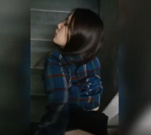 樓梯間後入格子襯衫的台灣巨乳女友