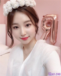 帥哥和她的空姐女友的日常性愛私拍流出 多姿勢做愛激情投入 完美露臉