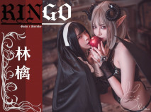 《宅男福利》嬌嫩露臉網紅！推特二次元卡哇伊COSER極品妹落落Raku私拍，姐妹配合戶外道具紫薇粉逼