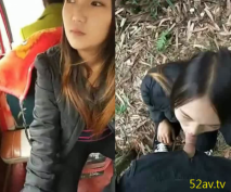 非常屌的90後白虎村姑和鮮肉級男主播戶外野戰太多蚊子了只好去人家的裝修房裡脫光了繼續幹