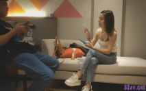 約炮精品小少婦，黑絲白臀，玲瓏有致小騷貨，直播間人氣爆棚，千嬌百媚共度春宵