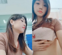 在外資公司上班美麗小姐姐~上班偷偷直播!