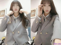 特別青春的女孩【小紗霧】說話秀氣，‘我沒有咪咪，咪咪不大啦’，被網友忽悠，掰開下面近距離給觀看洞口！