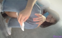 色膽包天牛逼坑神潛入國內某商城女衛隔板縫下連續對多位氣質漂亮美女下手，被個妹子發現異樣差點翻車