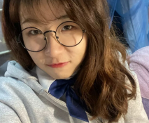 在學生前面是個小老師，在我眼前是小母狗