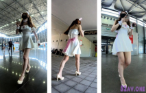 名門夜宴CD系列-商圈尾隨各種打扮前衛性感美女偷拍裙底風光,強行拍攝和男友看電影美女的透明騷丁