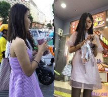 神級大師4K設備賣場地鐵步行街貼身極限偷拍全是極品小姐姐,萬萬沒想到明星級別黑絲妹貌似沒穿內褲