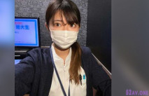 穿著工作服拍攝的現役護士。 在剛毛穴裡大量中出♥兩情相悅♥