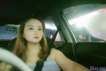 最近脾氣有點暴躁的偉哥幾天都沒有撩到妹紙今晚2000元約到個微胖騷女技師酒店開房