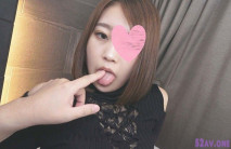 服裝工作的小凉老師 ♥♥ 被男人男用力撞的話，表情會一變，曬著男友連續升天！！