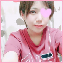 中性氣質18歲可愛美少女援交實錄,KTV唱歌突然抓向稚嫩美妙侗體