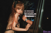 2021最新流出推特紅人美少女嫩妹《草莓味的奈奈兔》大G上的性感女郎肥臀大奶白虎B有錢人的玩物