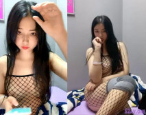 清青子  氣質美女全身網襪露出自己的一線天，極致誘惑