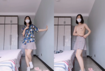 戴眼鏡的妹妹騷騷的，在房間裡，秀身材秀屁股，扭一扭好誘人噢！