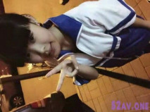 勁爆洩密！廣州某高校高三學生校花因欠債被社會青年威逼至酒店爆操內射美鮑，飽滿陰戶超得勁！