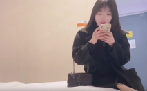 約炮清純女學生，奶子漂亮皮膚白內射逼裡