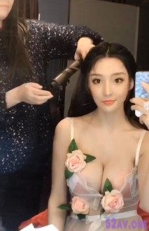 半糖仙氣小姐姐【桃不掉】，仙仙的容顏，很俏的乳房！