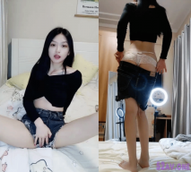 大二學舞蹈氣質貧乳小妹扭動屁股脫下牛仔短褲，情趣開檔內褲口交插嘴，抬起雙腿抽插嬌喘喊哥哥，操完廁所馬桶上自慰