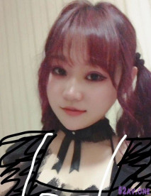 【度雲洩密】二次元巨乳小萌妹，胸部很大，洗完澡拿著奶子吃，肉棒插騷穴，白漿流了流！