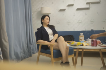 【約熟女】，嘗試各種類型，極品美人妻，舉手投足間盡是風情，零距離接觸幹爽