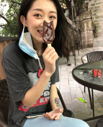 與骨感女友的做愛自拍