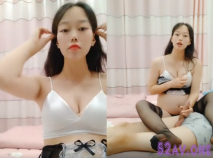 【孕味十足】，懷孕七個月的小少婦，今晚約操炮友啪啪，為了賺奶粉錢拼了，無套內射，精液流出特寫，人氣爆棚