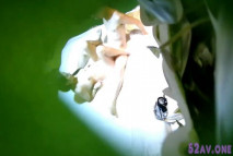 情趣酒店綠葉房攝像頭近景高清偷拍眼鏡哥深夜約了個氣質辮子美女炮友開房啪啪