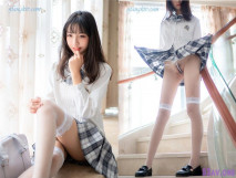 稀有流出露臉露點-微博高顏值寫真嫩模『Murm』大尺度土豪定製私拍流出 拍攝花絮和露臉自慰視頻